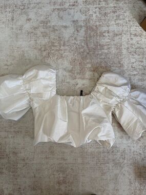 Reclaimed Vintage White Puff-Sleeve Cropped Blouse